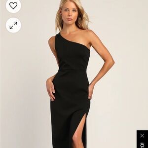 NEW WITH TAGS Lulus Good Times Only Black One shoulder Maxi Dress in Small